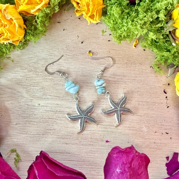 Handmade Larimar earrings with starfish charms - Picture 3 of 3